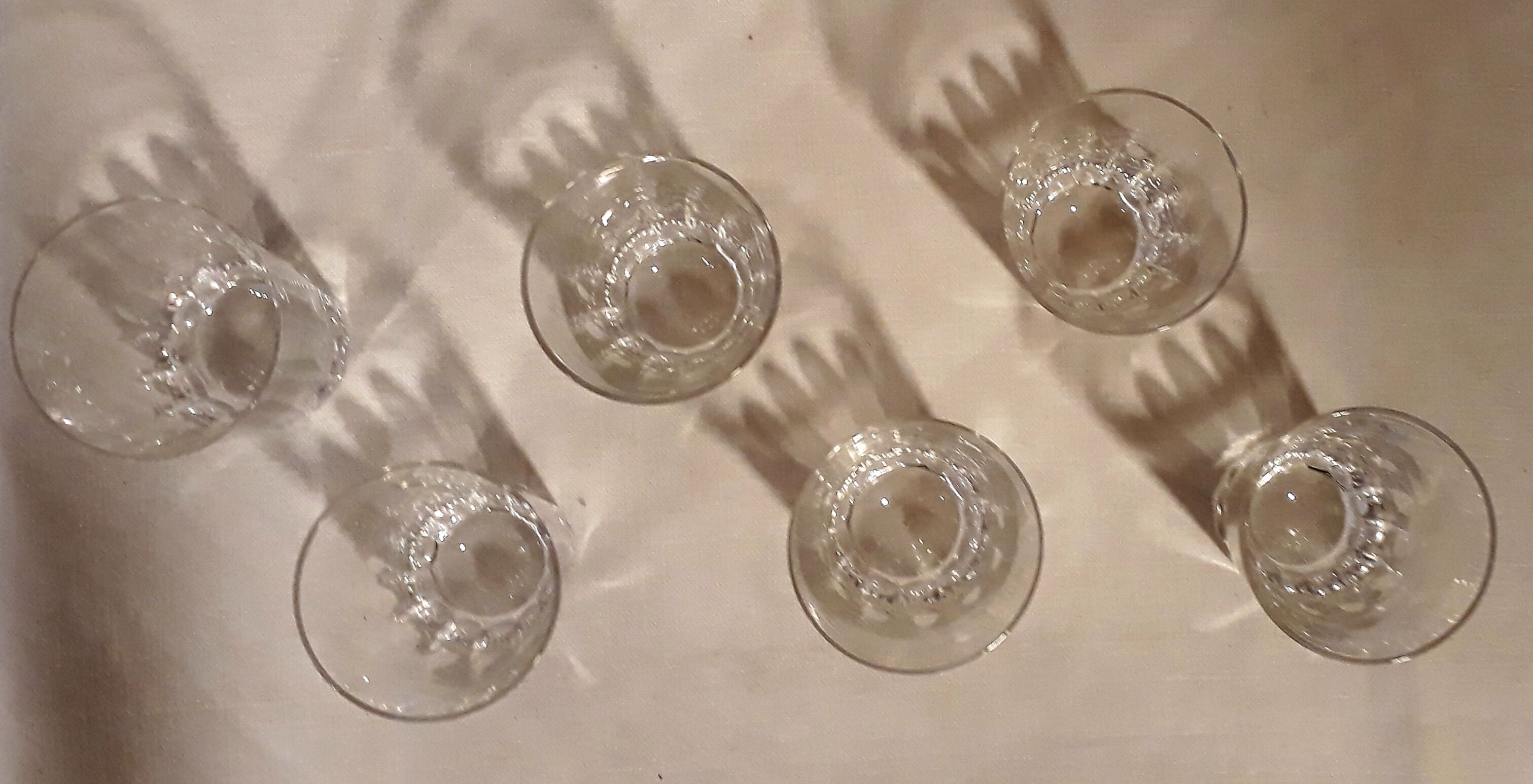 Set of 6 crystal cups