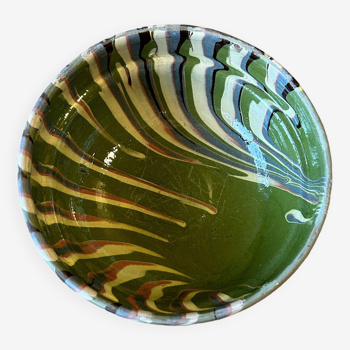 Hungarian green bowl