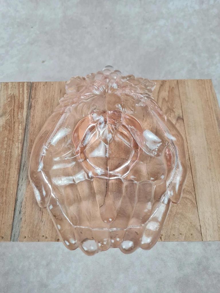 Vintage pink glass catchall / ashtray, hands joined.
