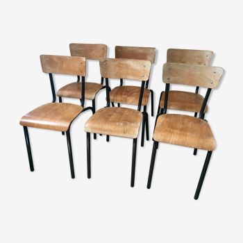 Lot of 6 vintage school chairs