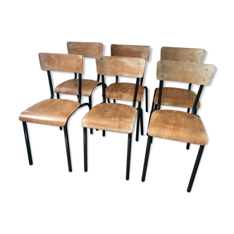 Lot of 6 vintage school chairs