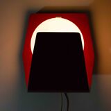 Lampe « orbe » de l'ère spatiale dans un boîtier en stratifié rouge, Italie, années 1960