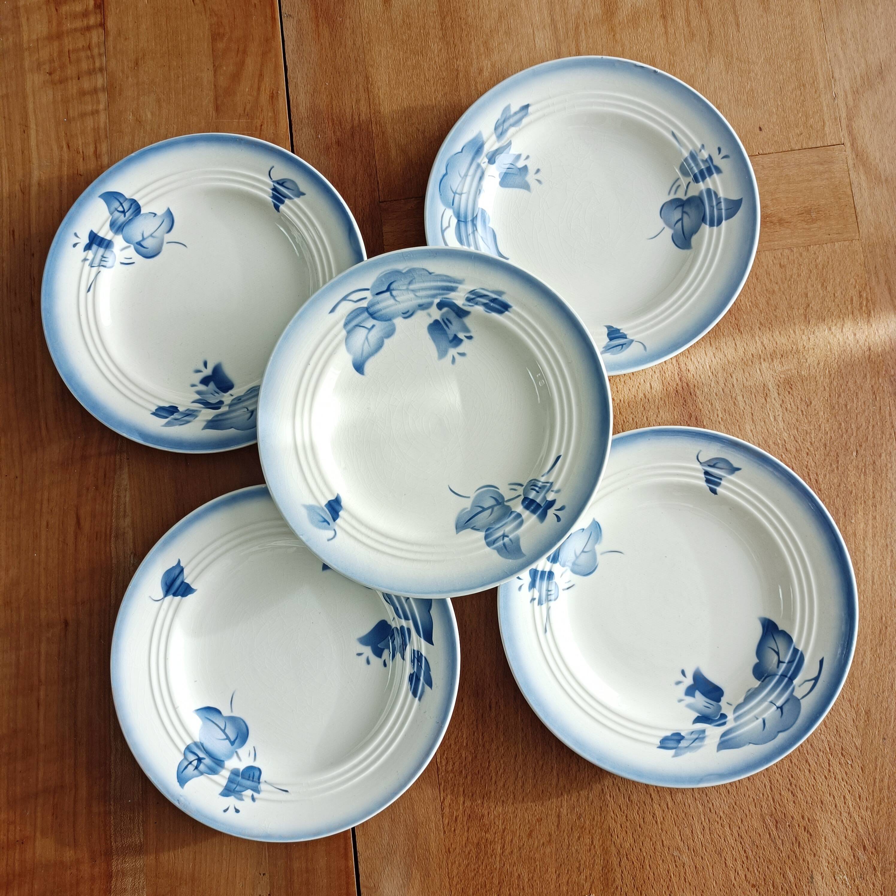 Set of 5 dessert plates, blue floral decoration