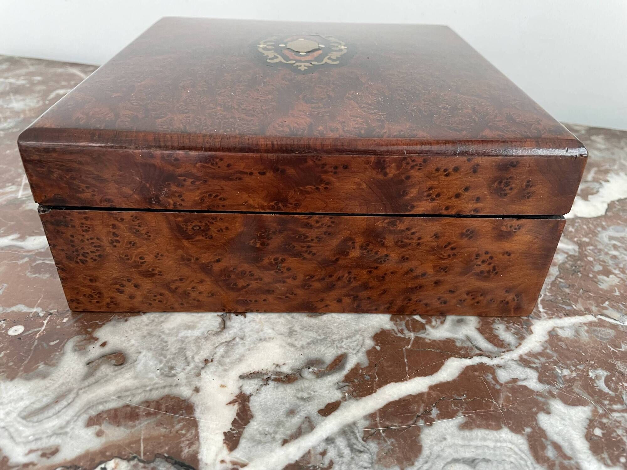 Jewelry box, Napoleon III, nineteenth century, cedar magnifying glass, rosewood, brass