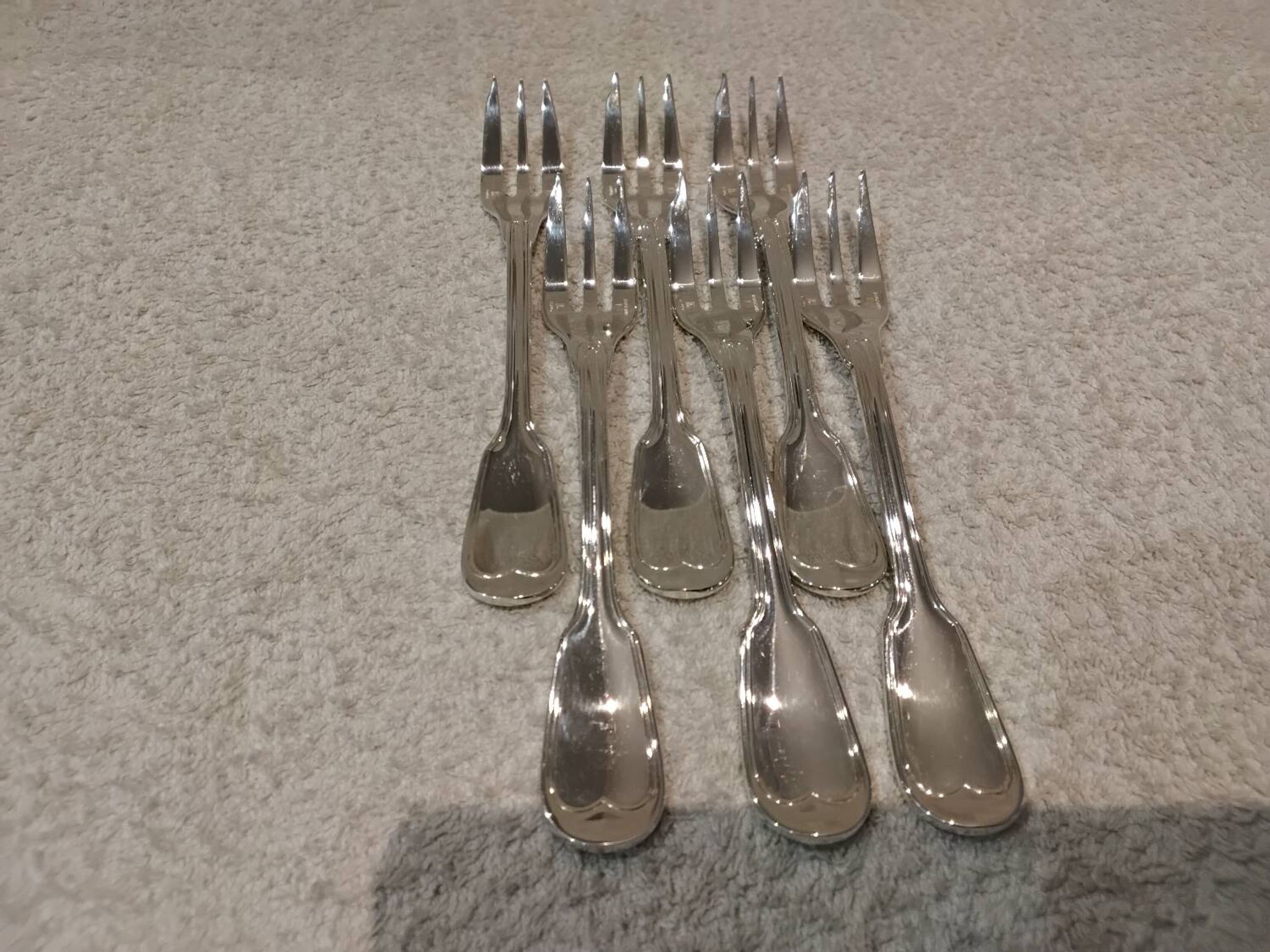 6 silver-plated metal cake forks by Christofle Chinon, 16cm
