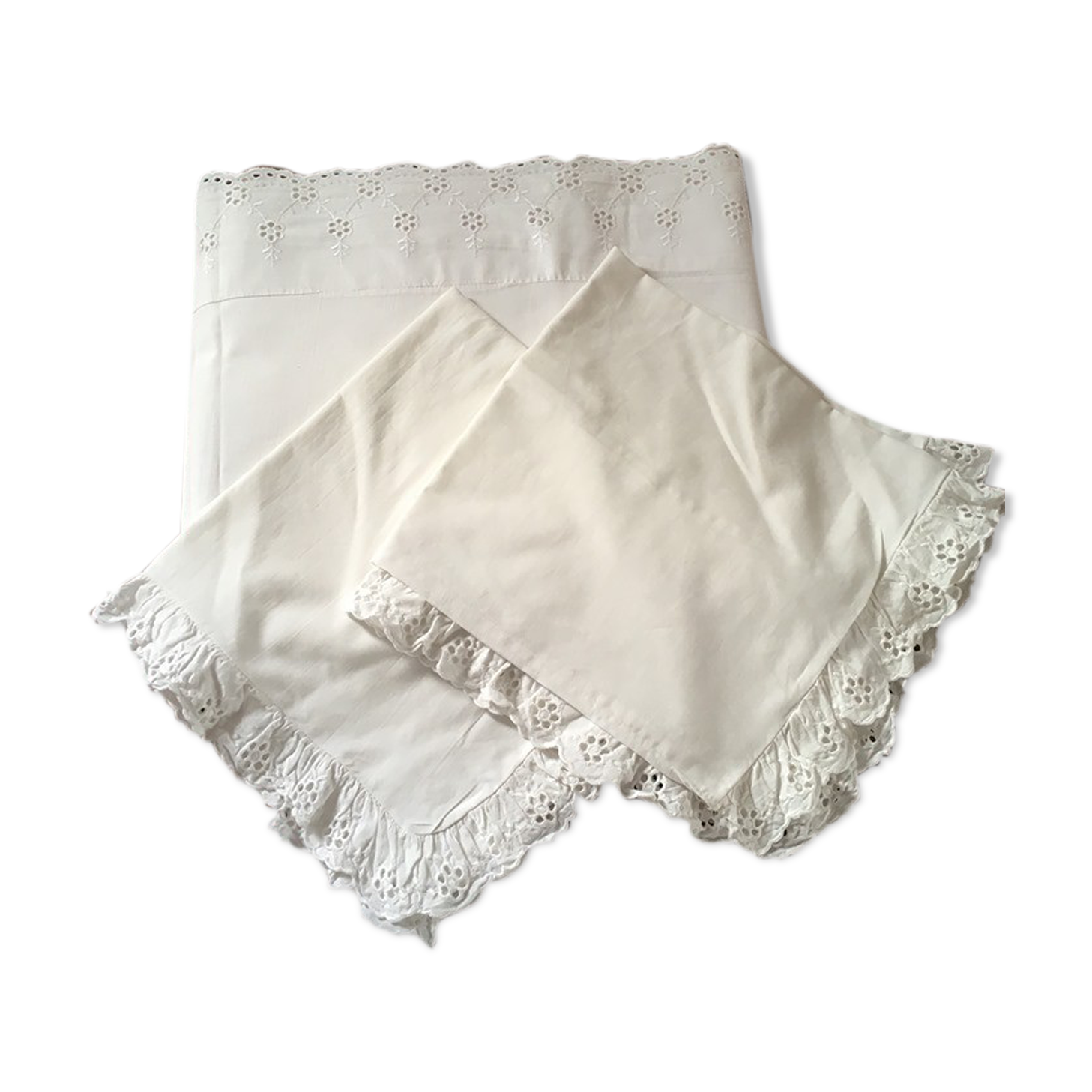 Sheet adornment and two pillowcases