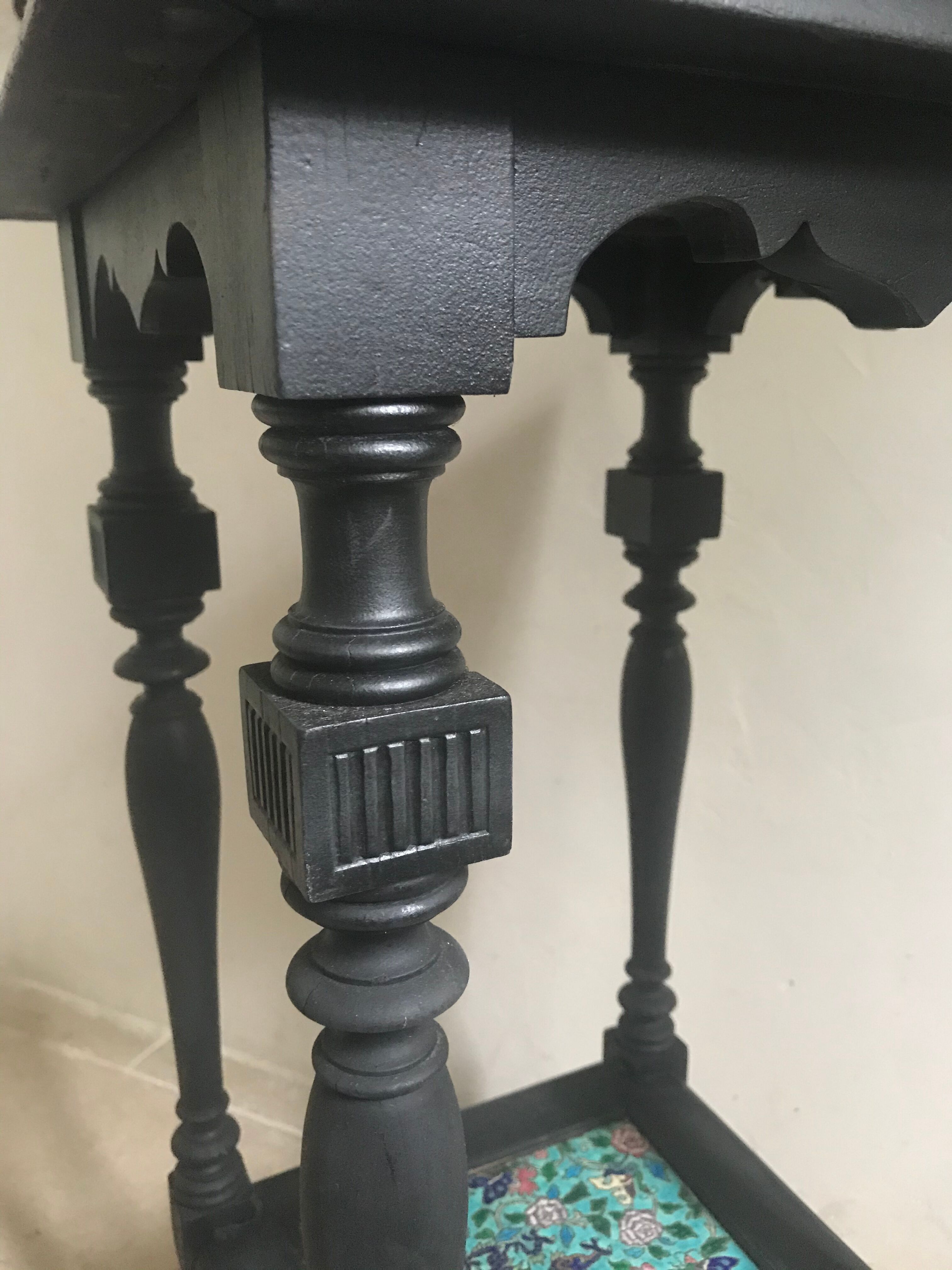 Longwy 19th-century enamels sellette