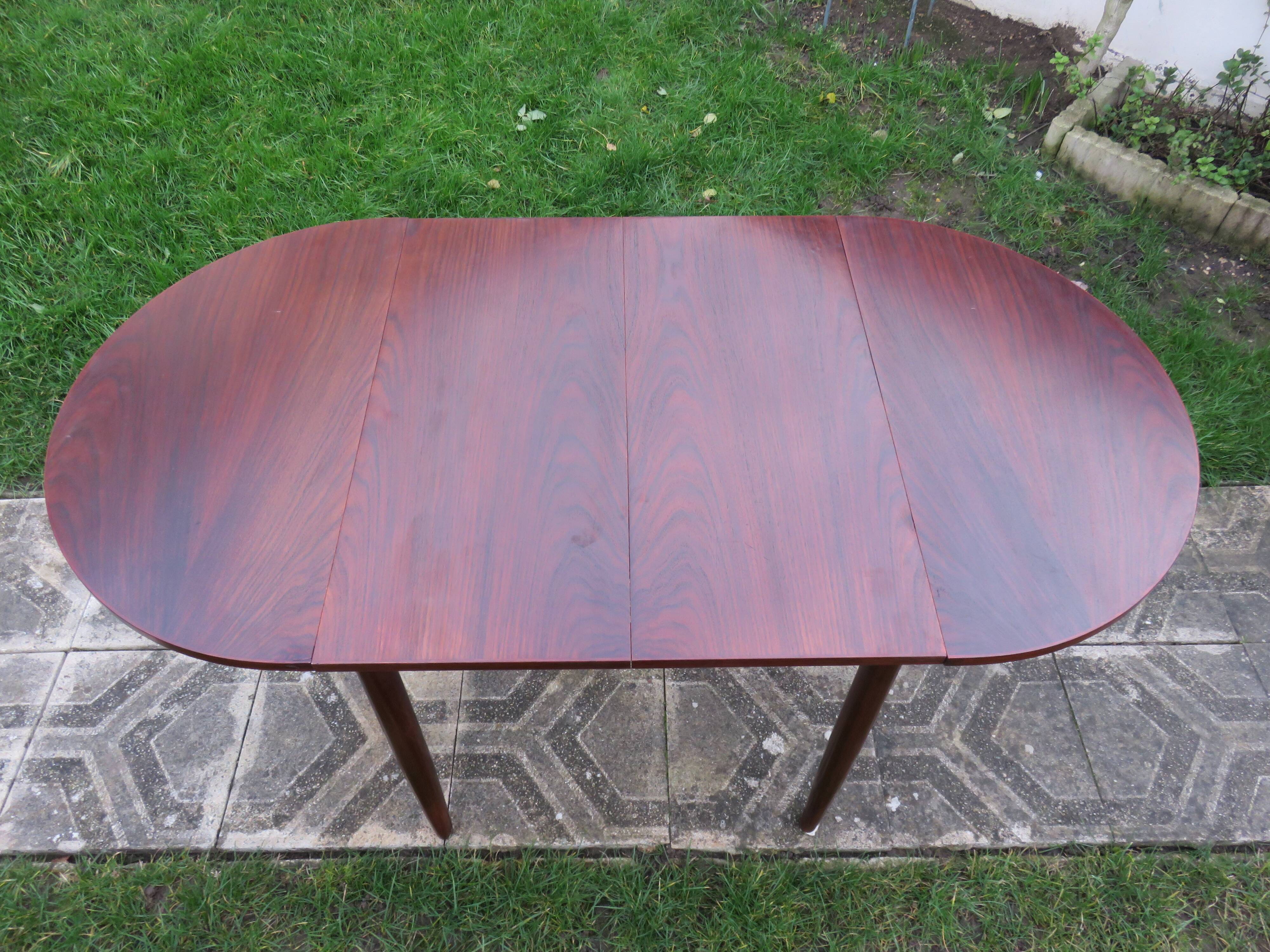Rosewood, Denmark 1960 extendable oval table
