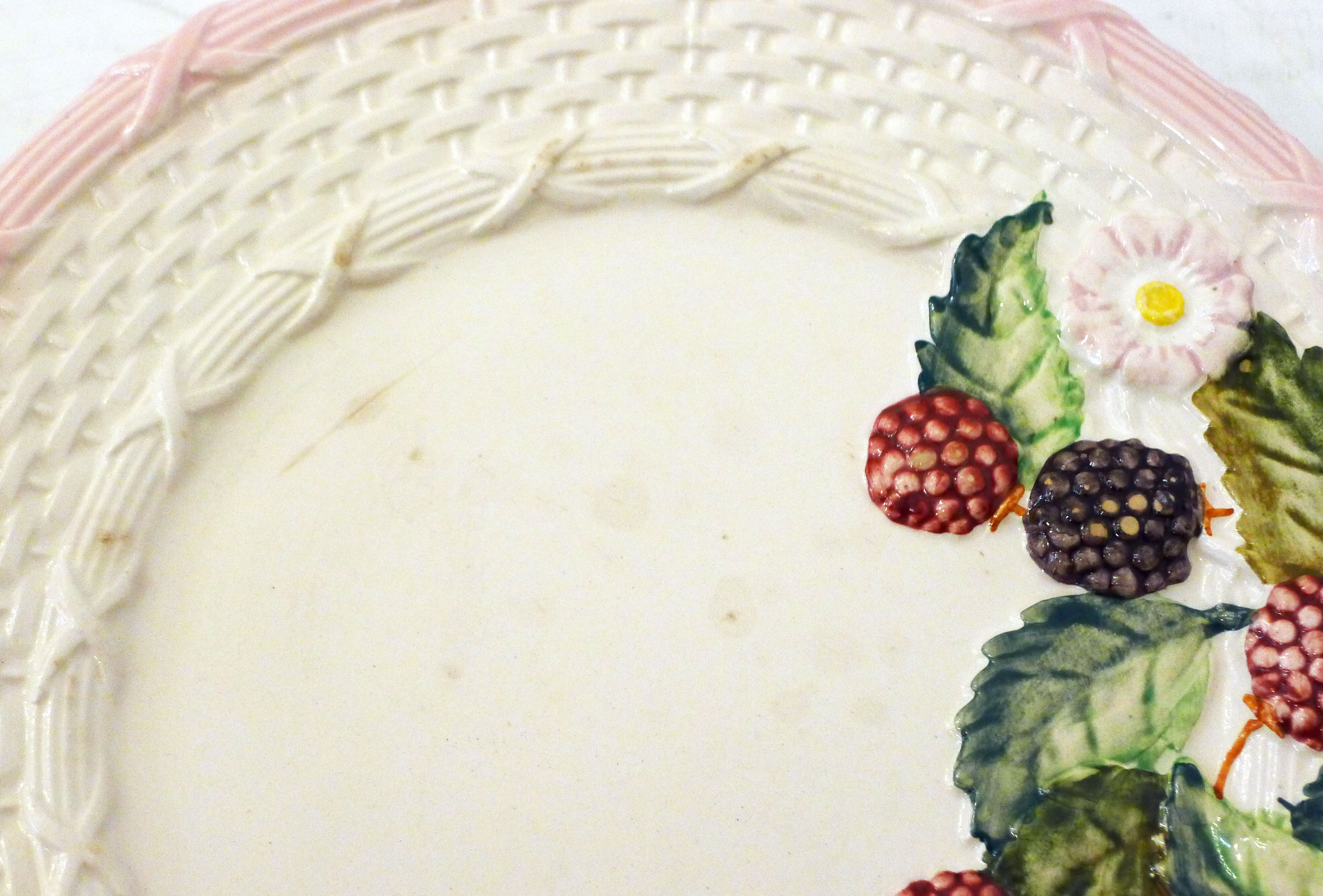 Set of 6 plates blackberries slurry
