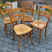 4 chaises bistro aux assises sérigraphiées