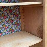 Armoire parisienne asymétrique bois brut 1950