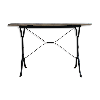 Table bistrot ovale dessus marbre