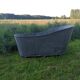 Ancienne baignoire en zinc pour le jardin.