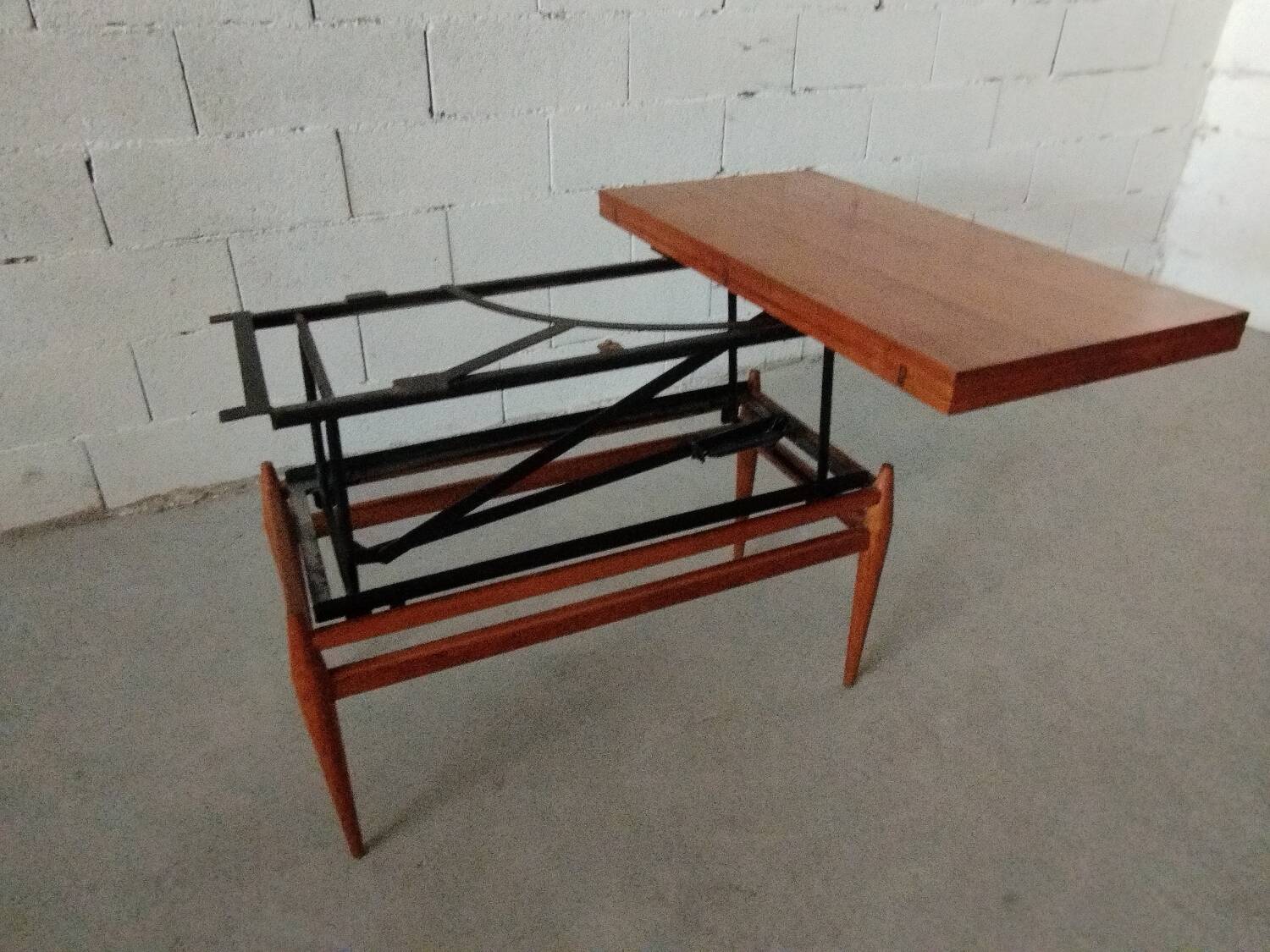 Scandinavian modular coffee table