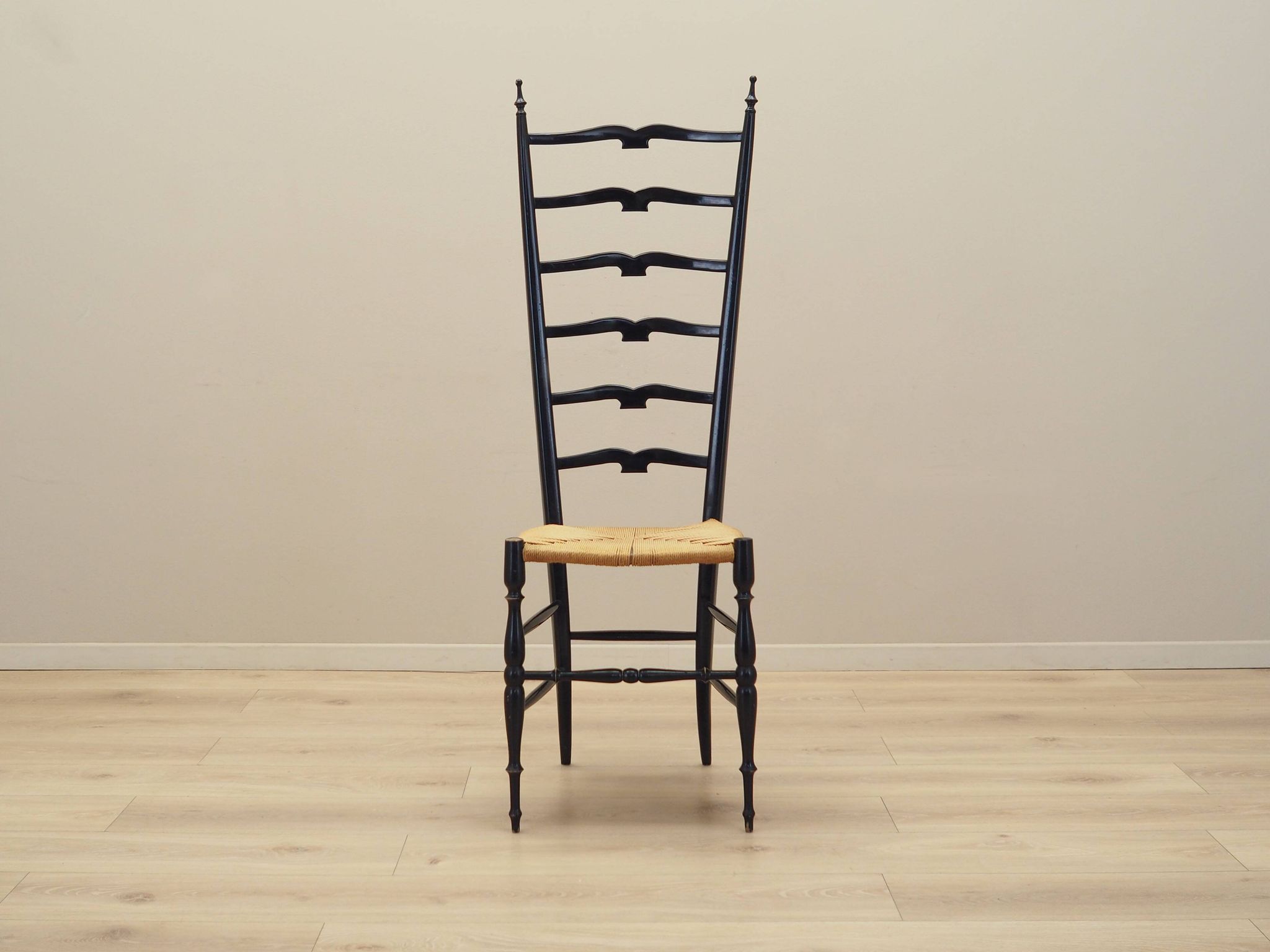 Beech chair, Italian design, 1950s, designer: Gio Ponti, manufacturer: Chia