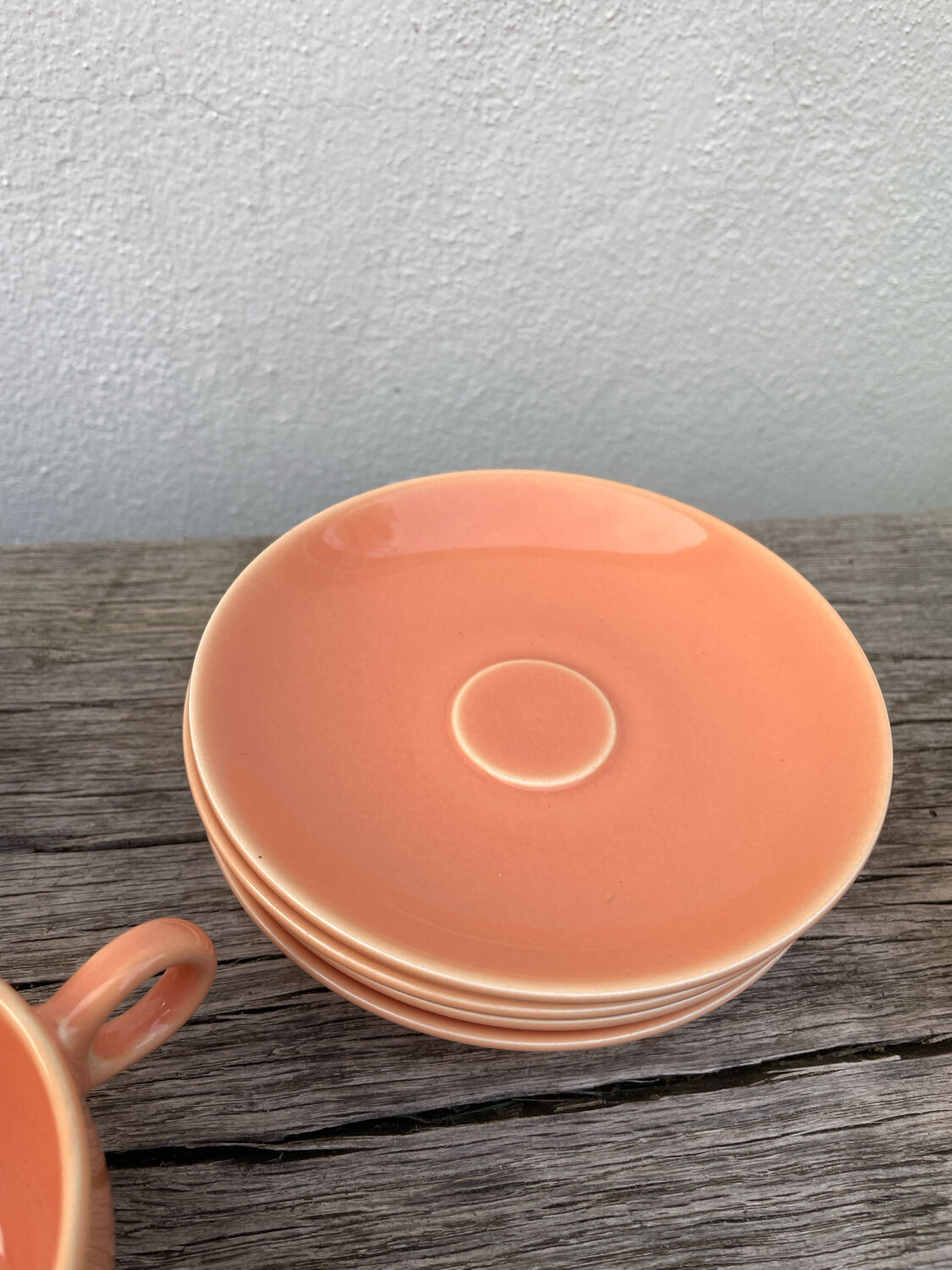 4 salmon ceramic tea or coffee cups