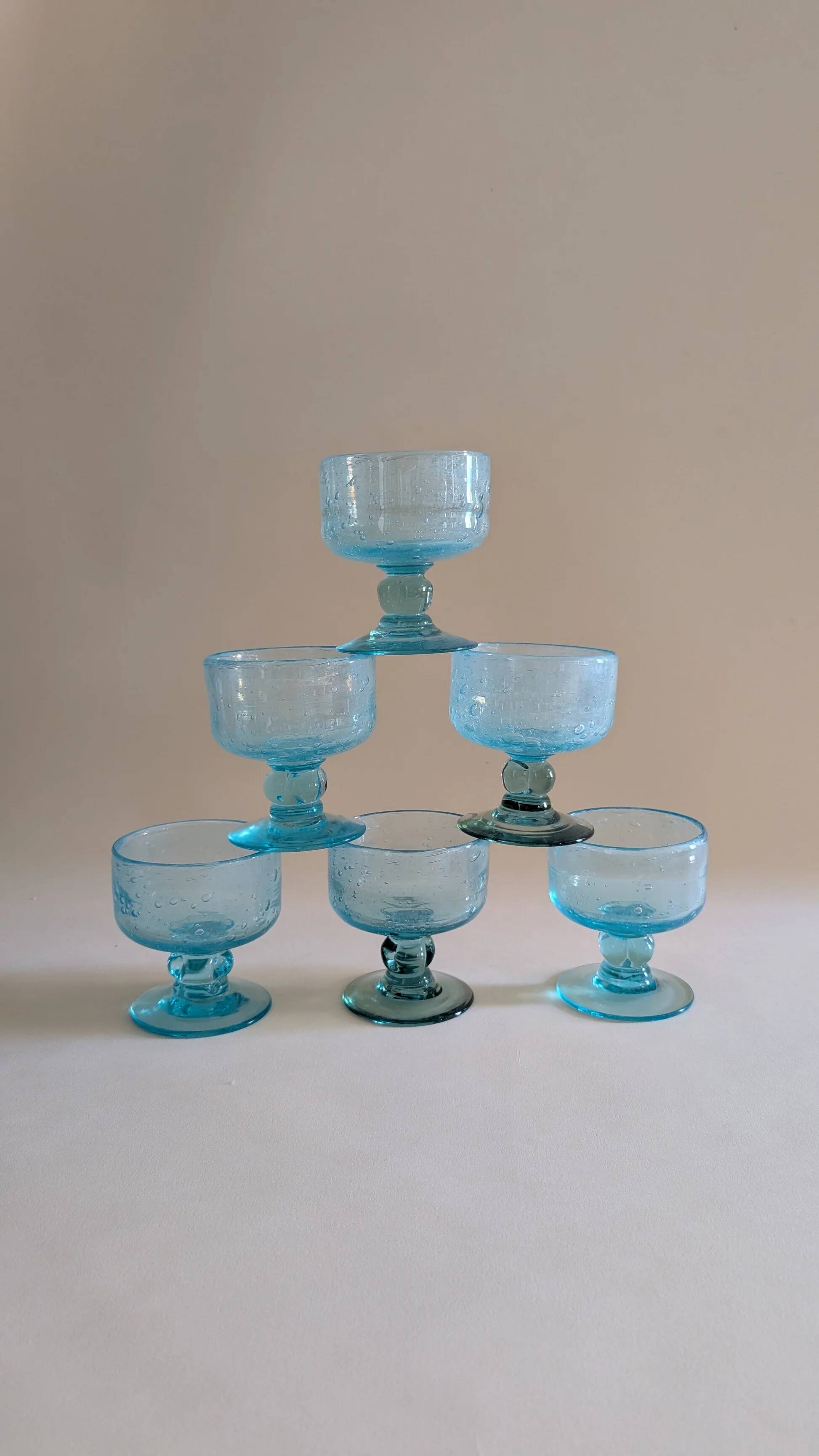 Ensemble de 6 coupelles en verre bullé bleu