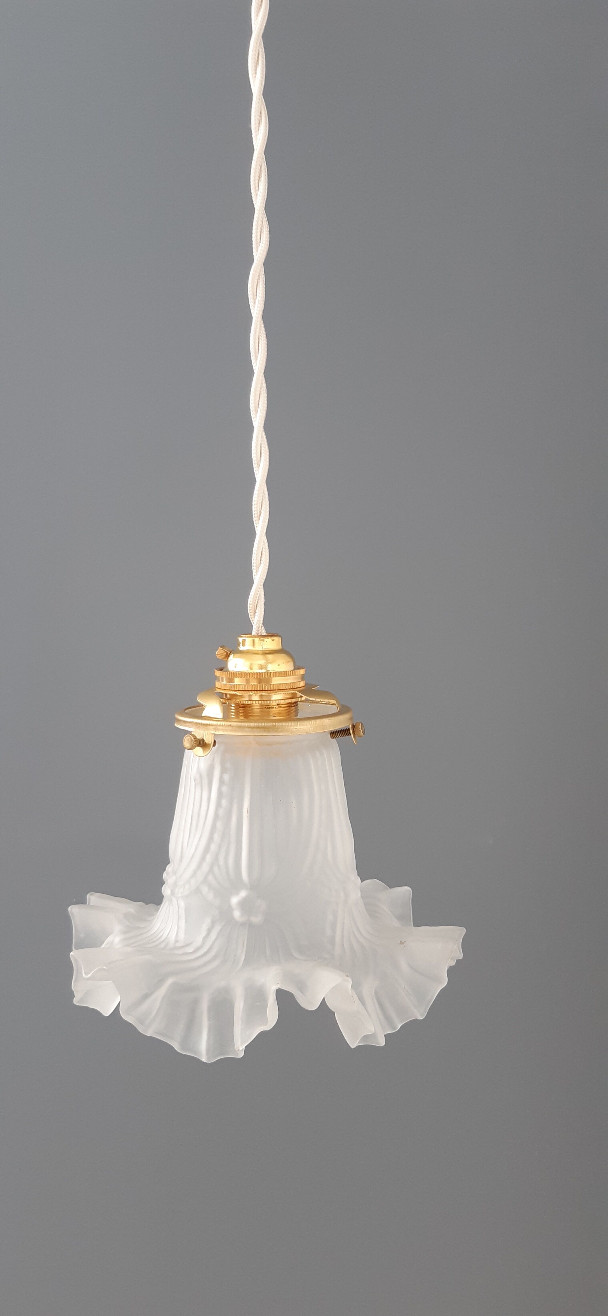 Walkman / suspension tulip in glass early twentieth century