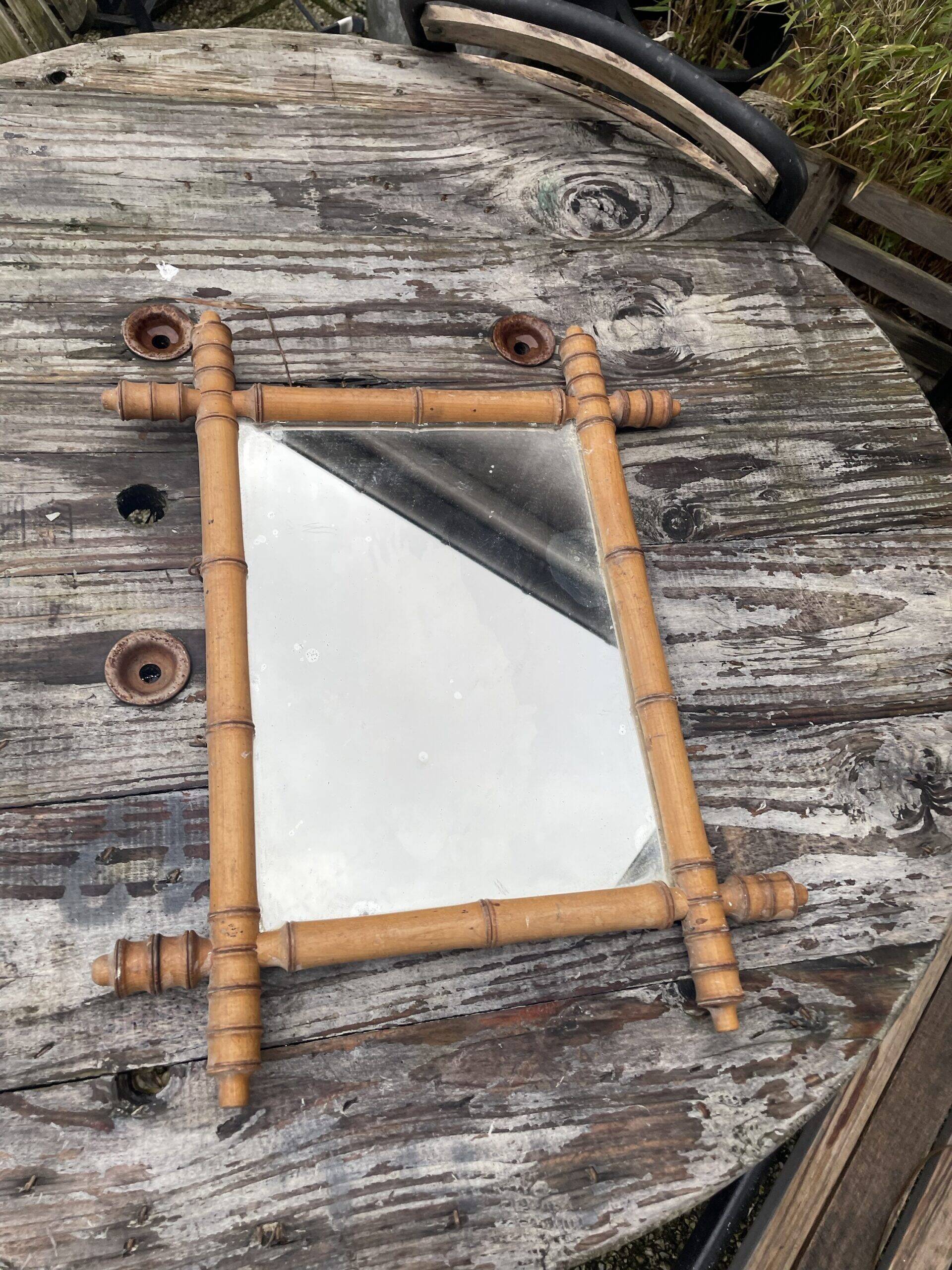 Bamboo mirror 43x53cm
