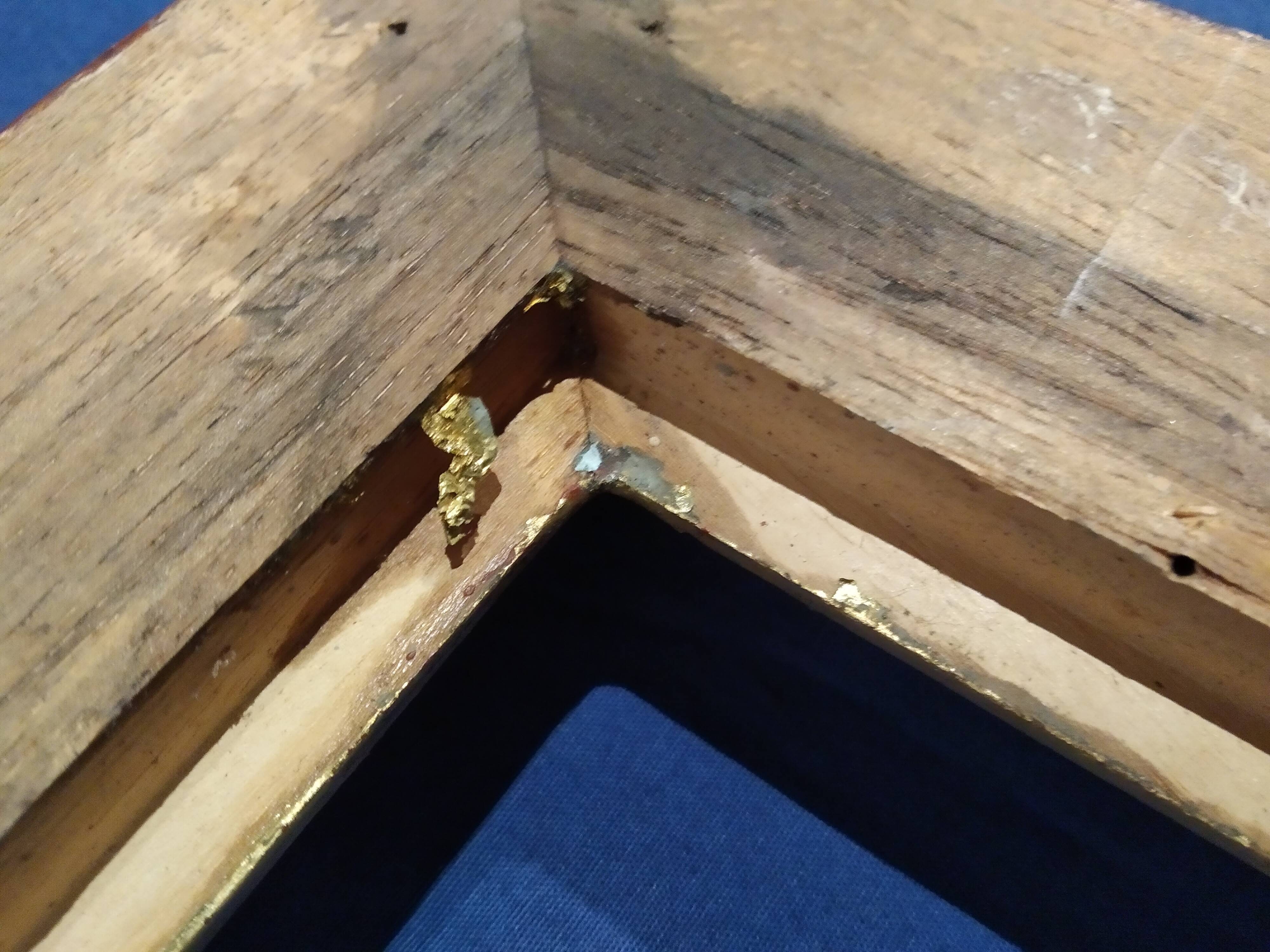 Montparnasse frame gilded carved wood foliage 22 cm x 21 cm