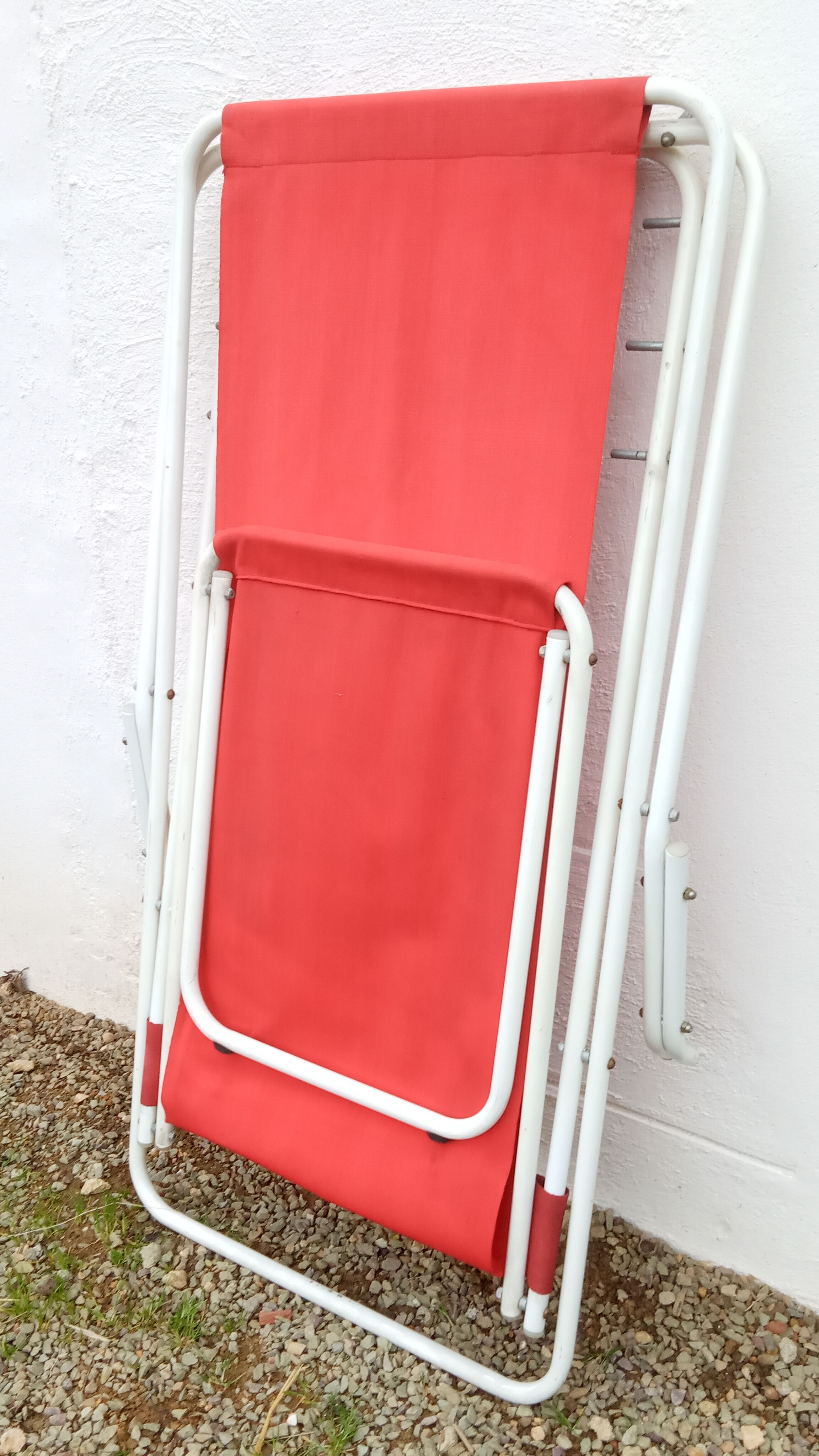 Pair of 60s sunbeds