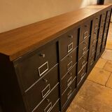 Meuble industriel ancien 24 clapets