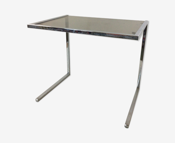 Table basse en verre fumé