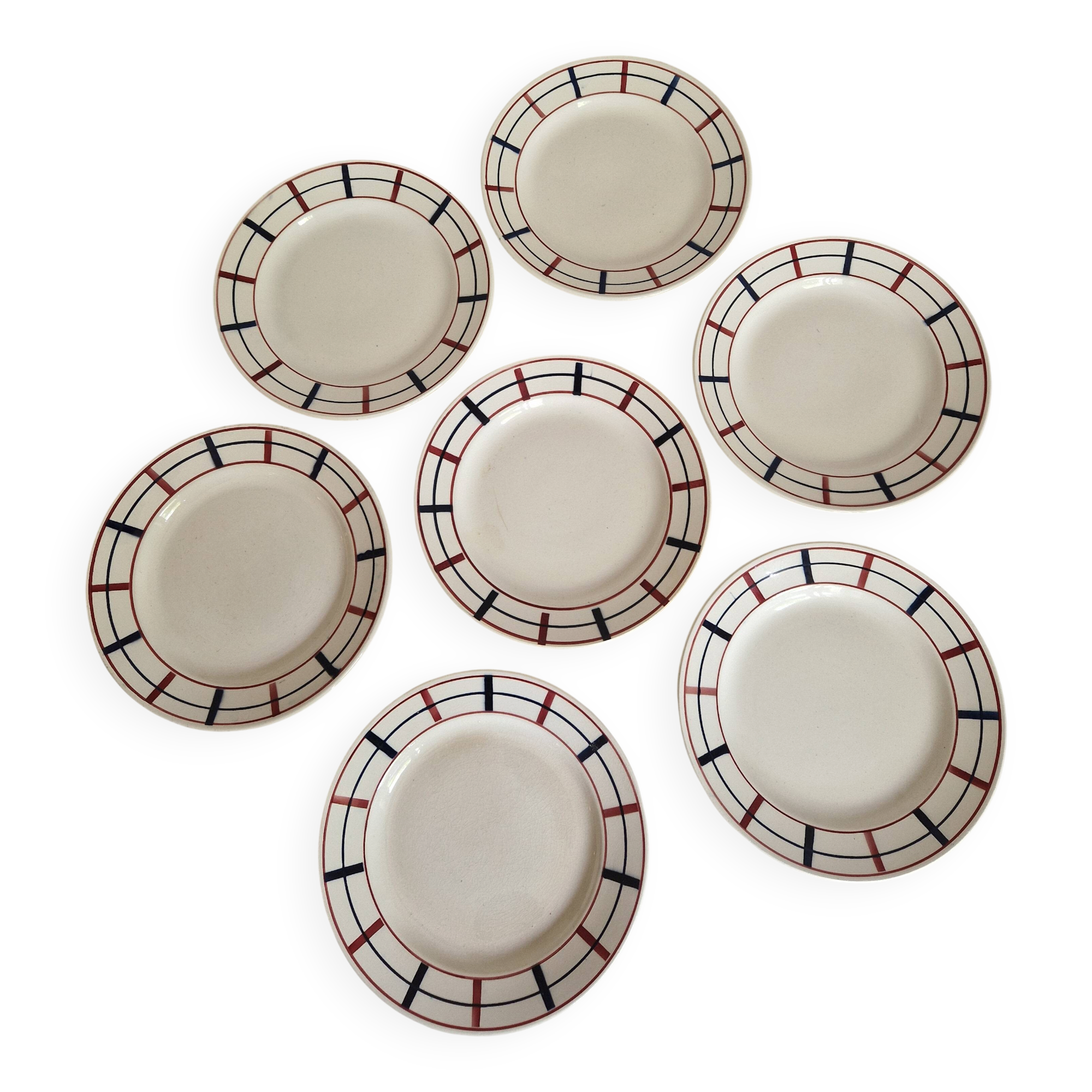 Set of 7 Saint Amandinoise Dessert Plates