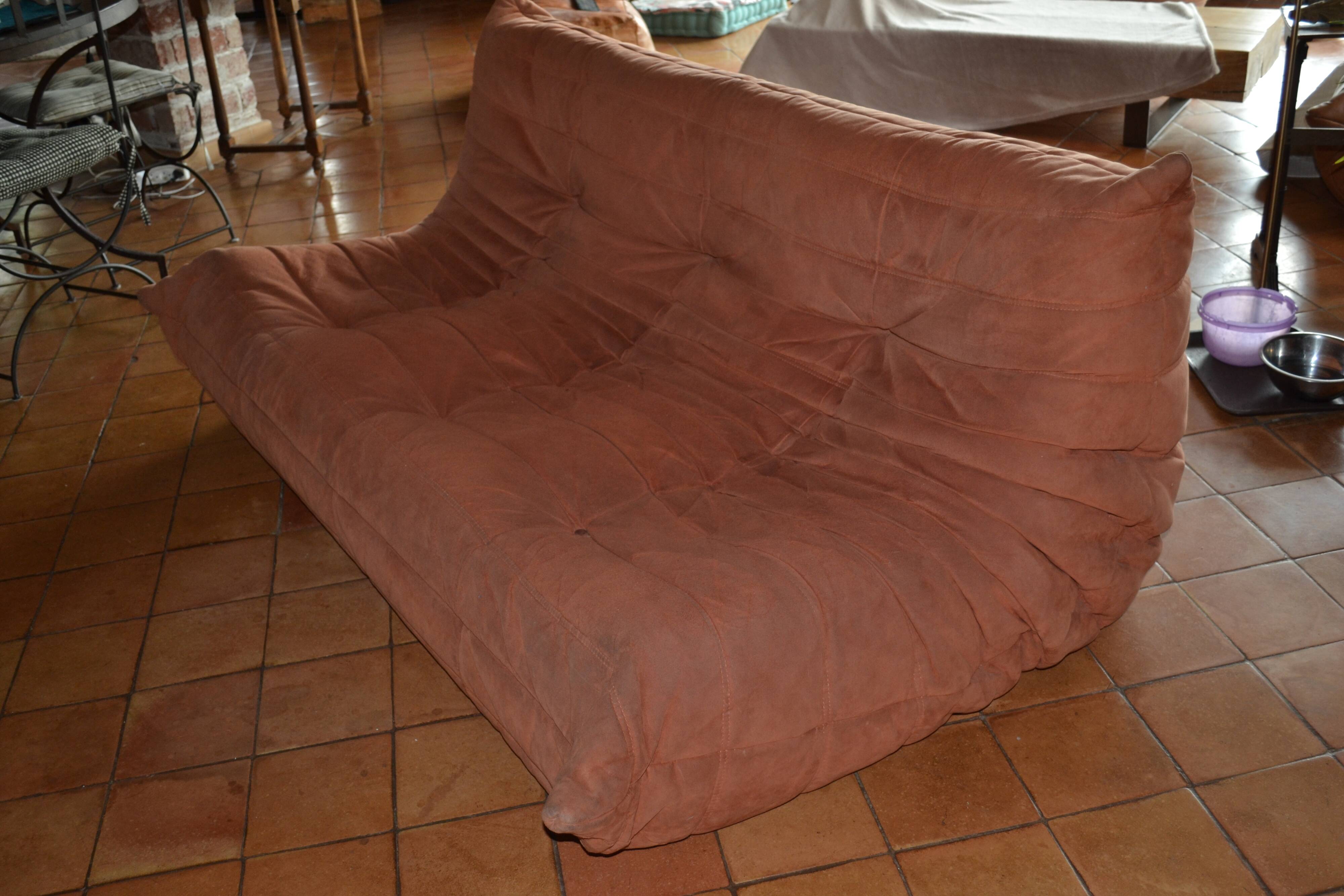 Togo alcantara sofa Micel Durcaroy