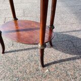 Pedestal table