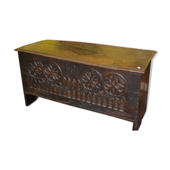 Trunk from the XVIIth century