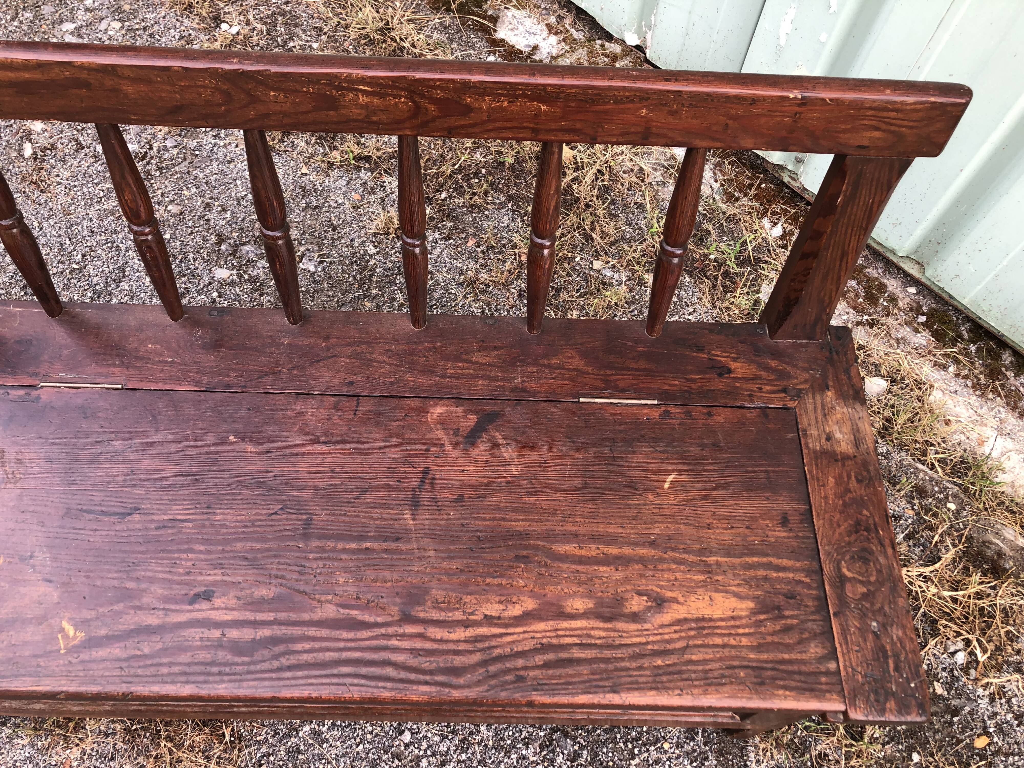 Rustic chest bench in old patina fir.