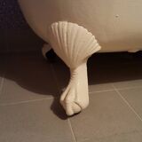 Old enamelled bathtub feet eagle talons