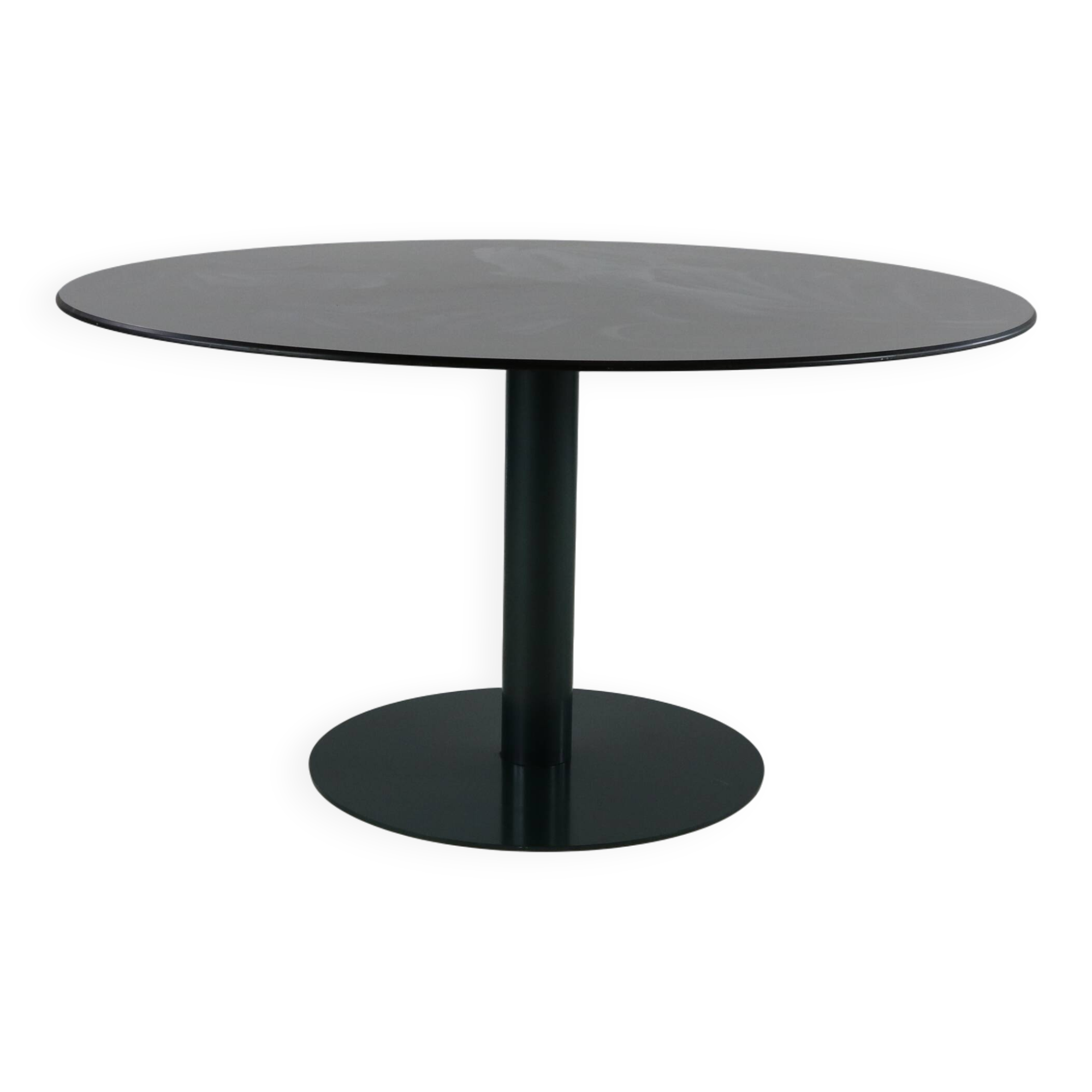 Eighties design Dutch design dining table with beautiful thin top