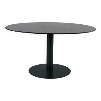 Eighties design Dutch design dining table with beautiful thin top