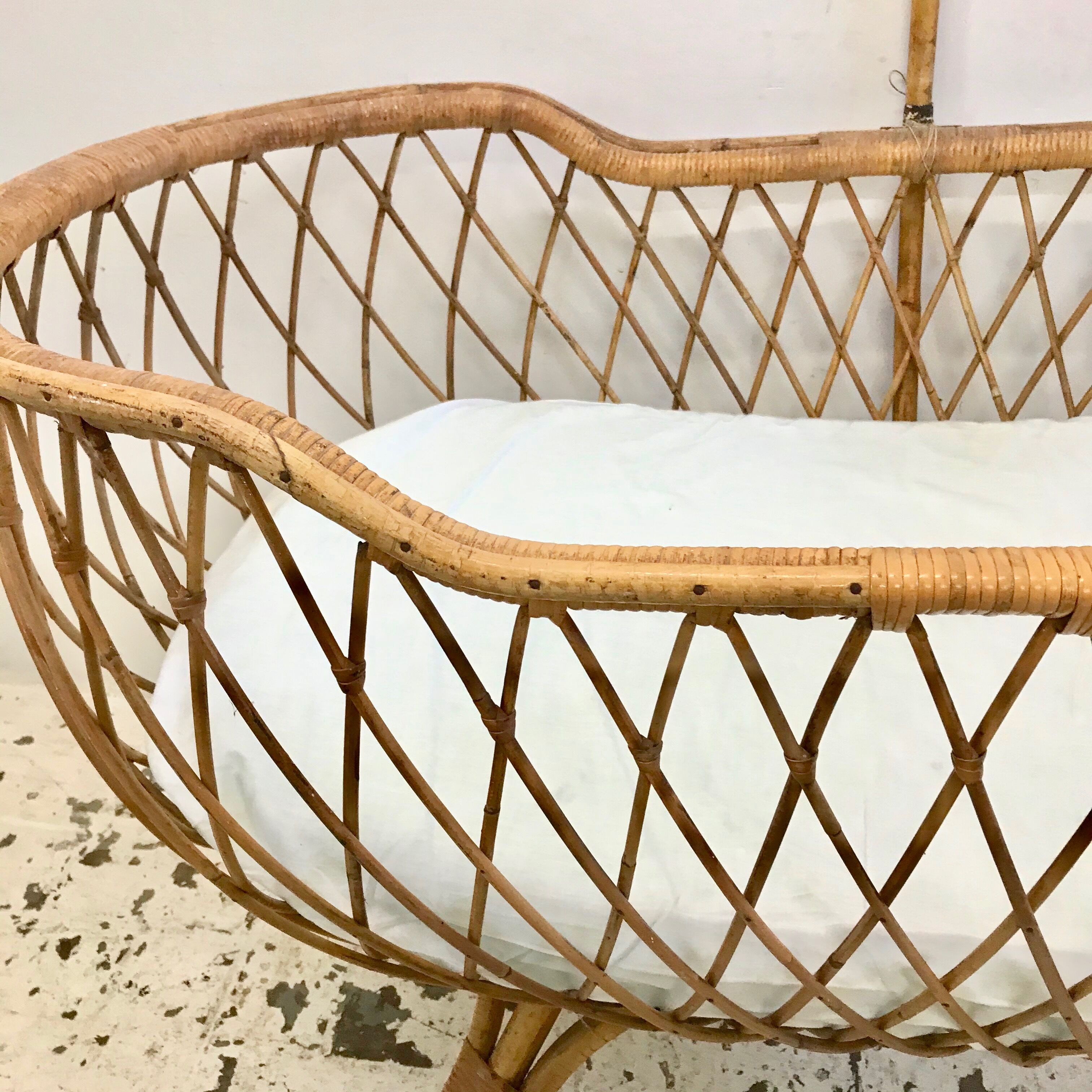 Baby rattan crib
