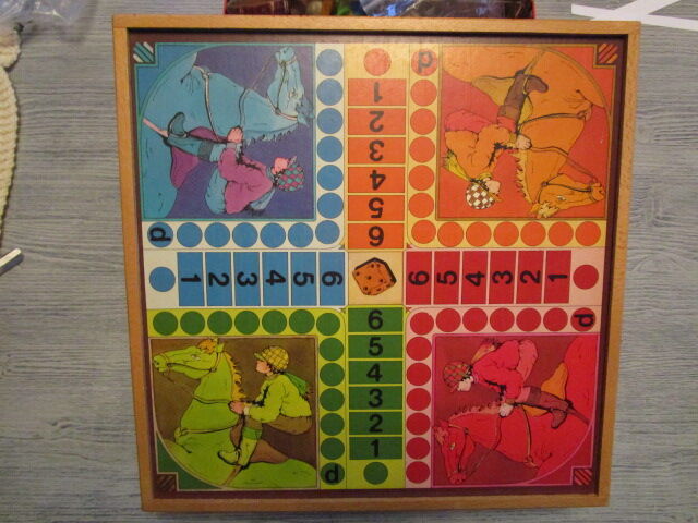 Wooden game box 60