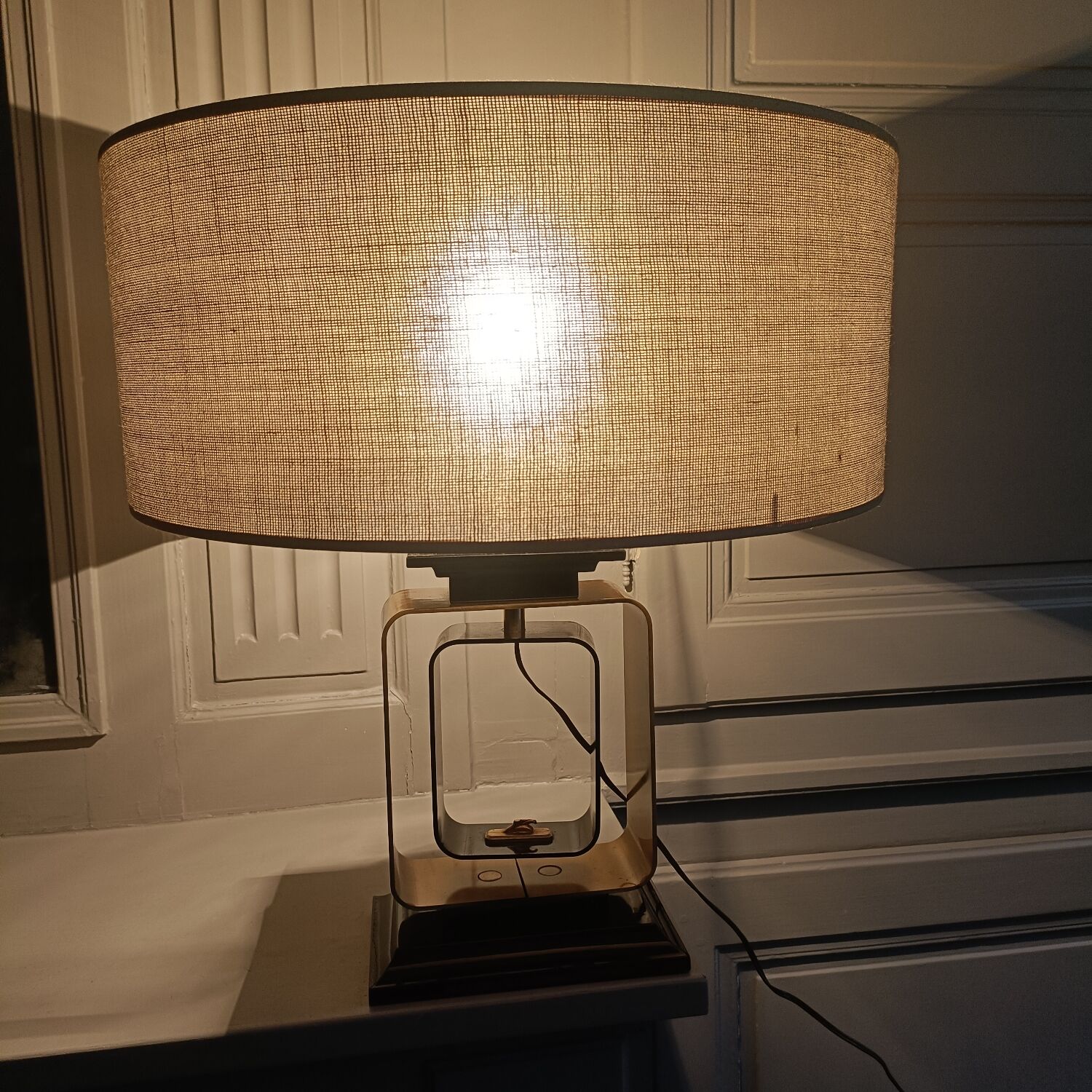 Vintage 70s graphic design lamp