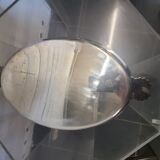 Hollow plate in silver metal