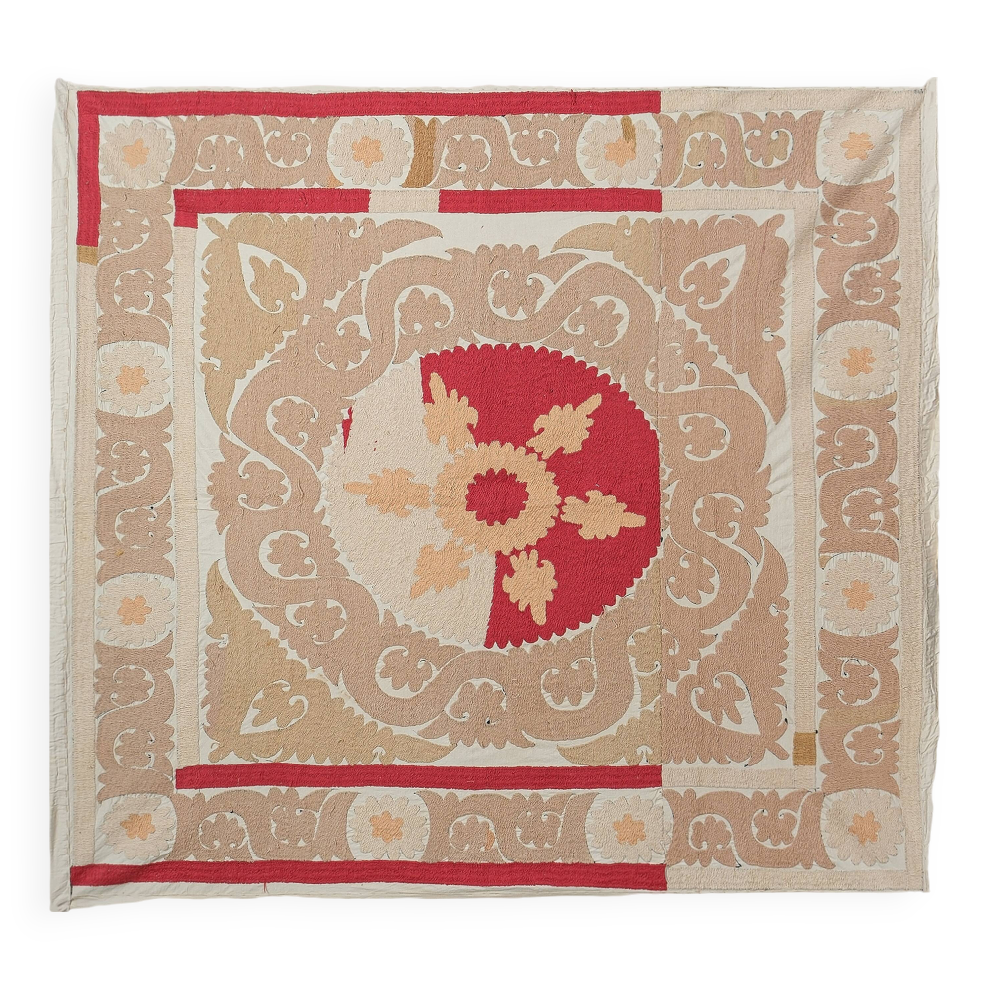 Hand knotted rug, vintage turkish rug 135x142 cm