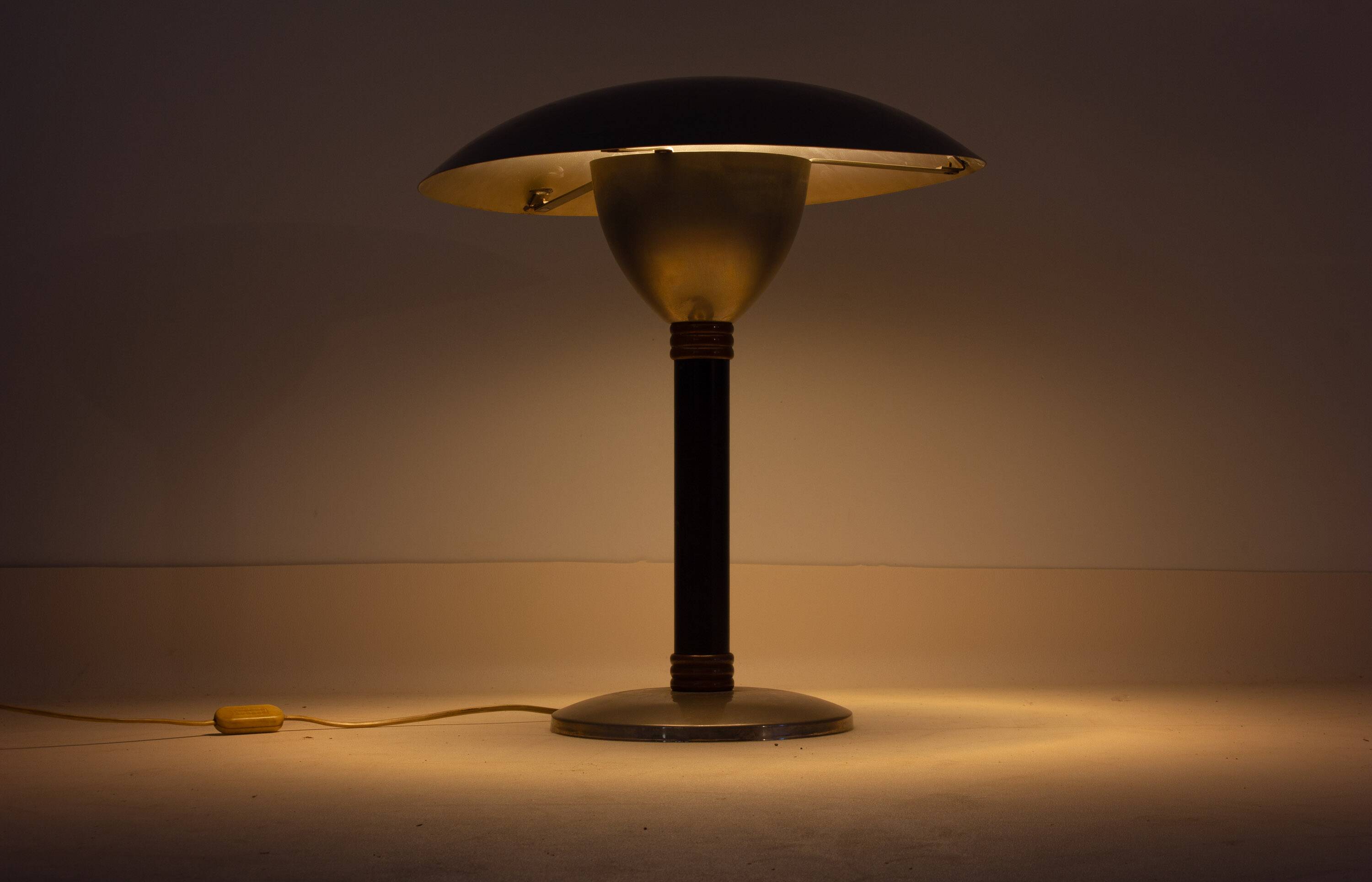 Italian desk / table mushroom lamp in brushed metal, 1950s