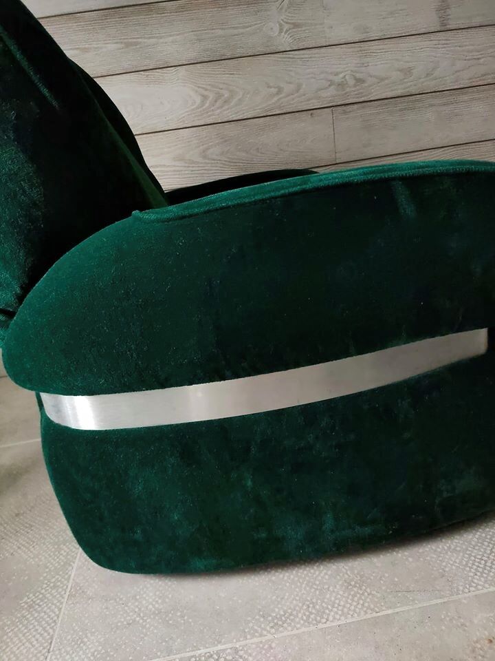 Pair of vintage armchairs in green velvet foret and chrome