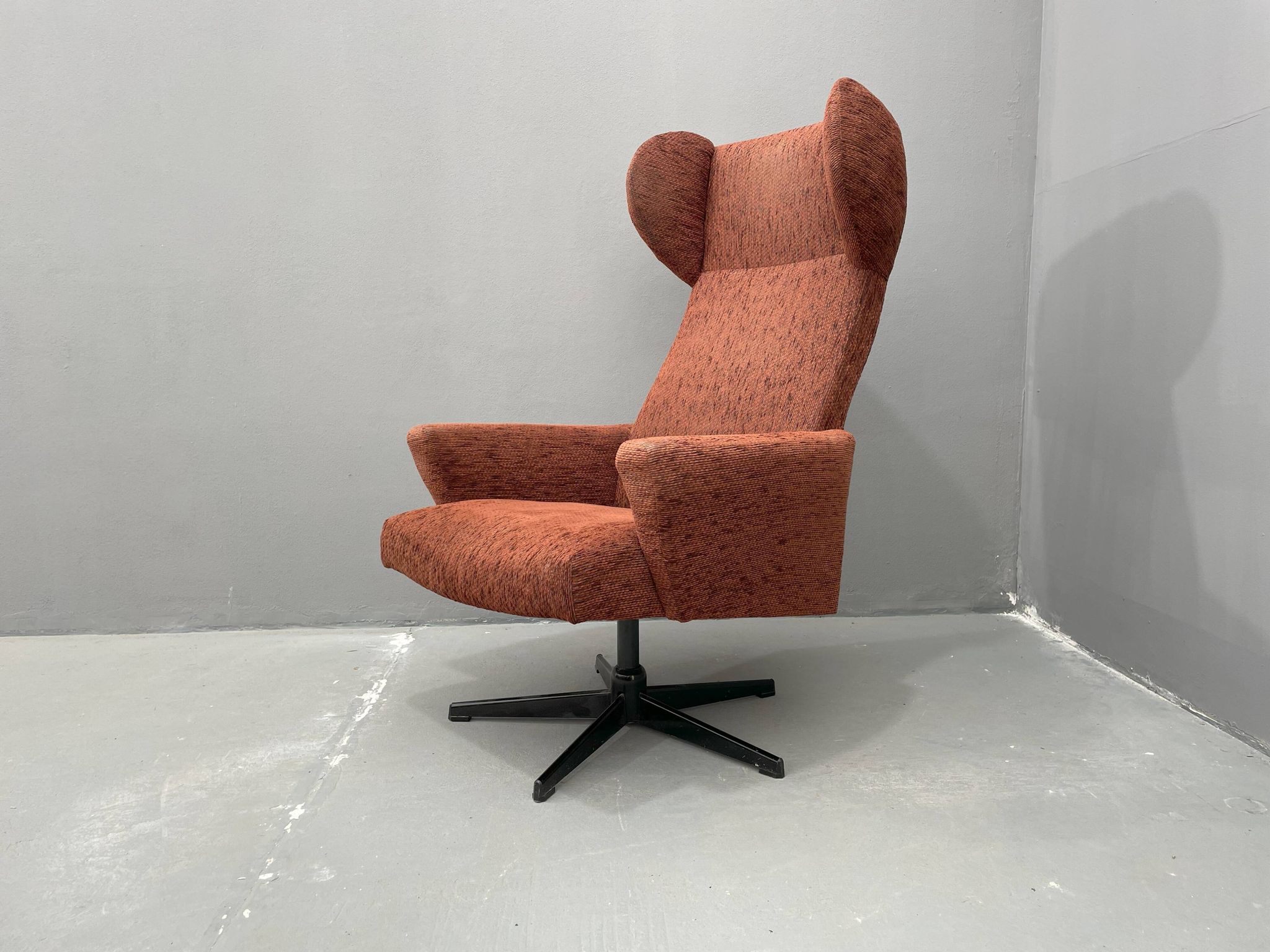 Swivel armchair from Eastern Europe by Drevotvar, Czechoslovakia, 1970s.