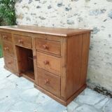 Furniture with solid pine drawers