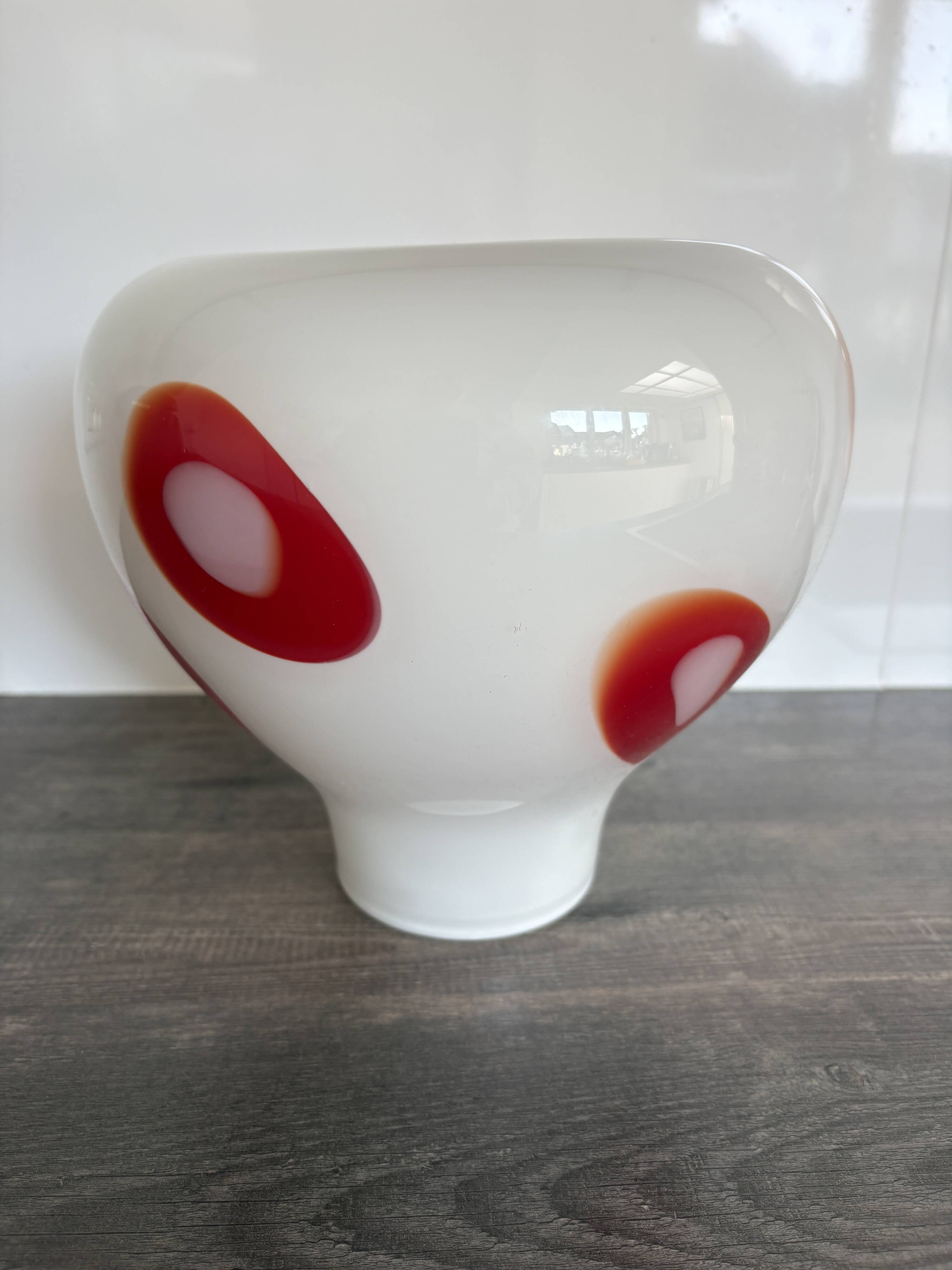 Vintage 90s Habitat vase