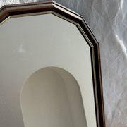 Petit miroir arrondi, cadre en bois, encadrement doré H49,5