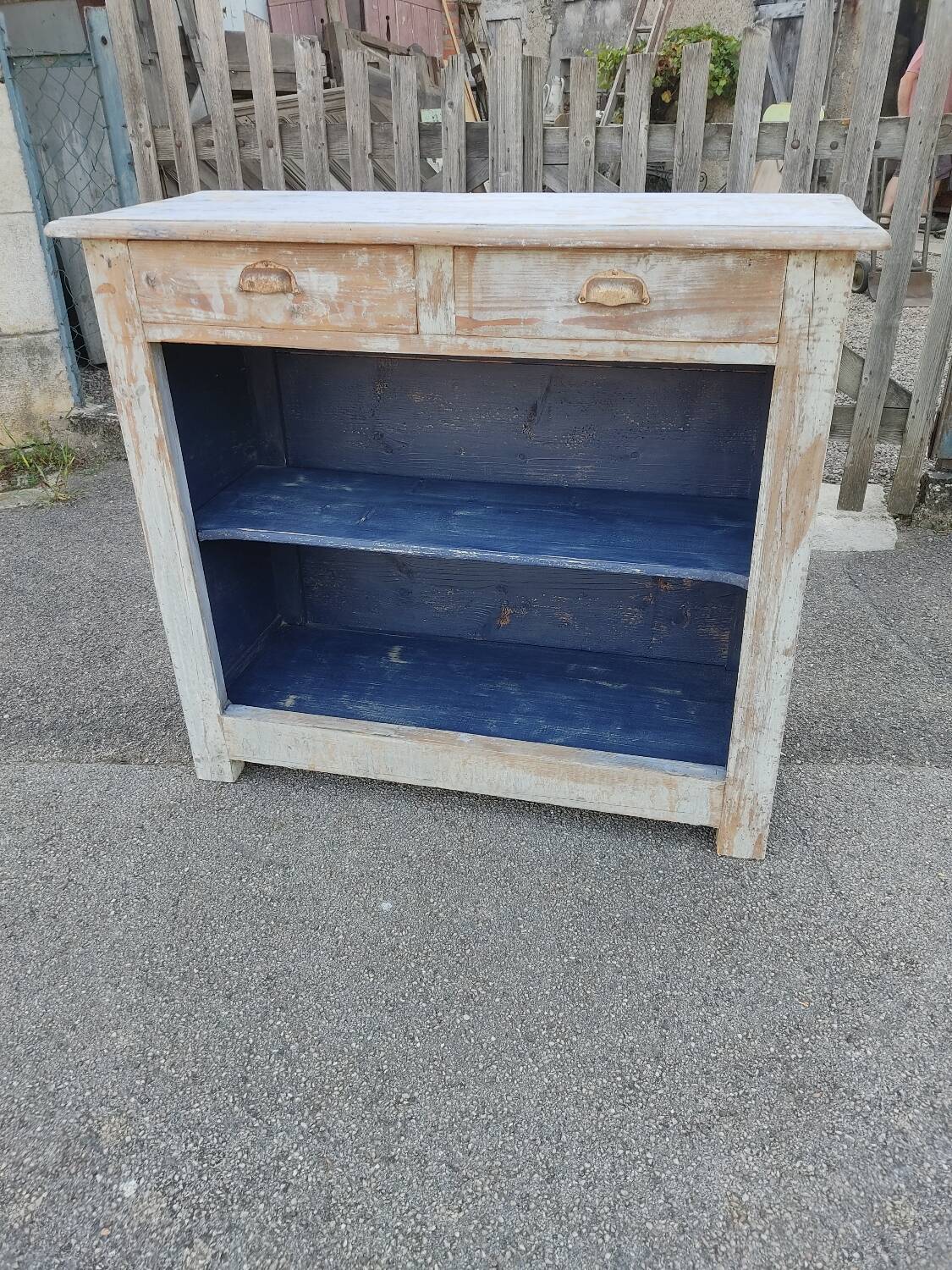 Bibus workshop furniture