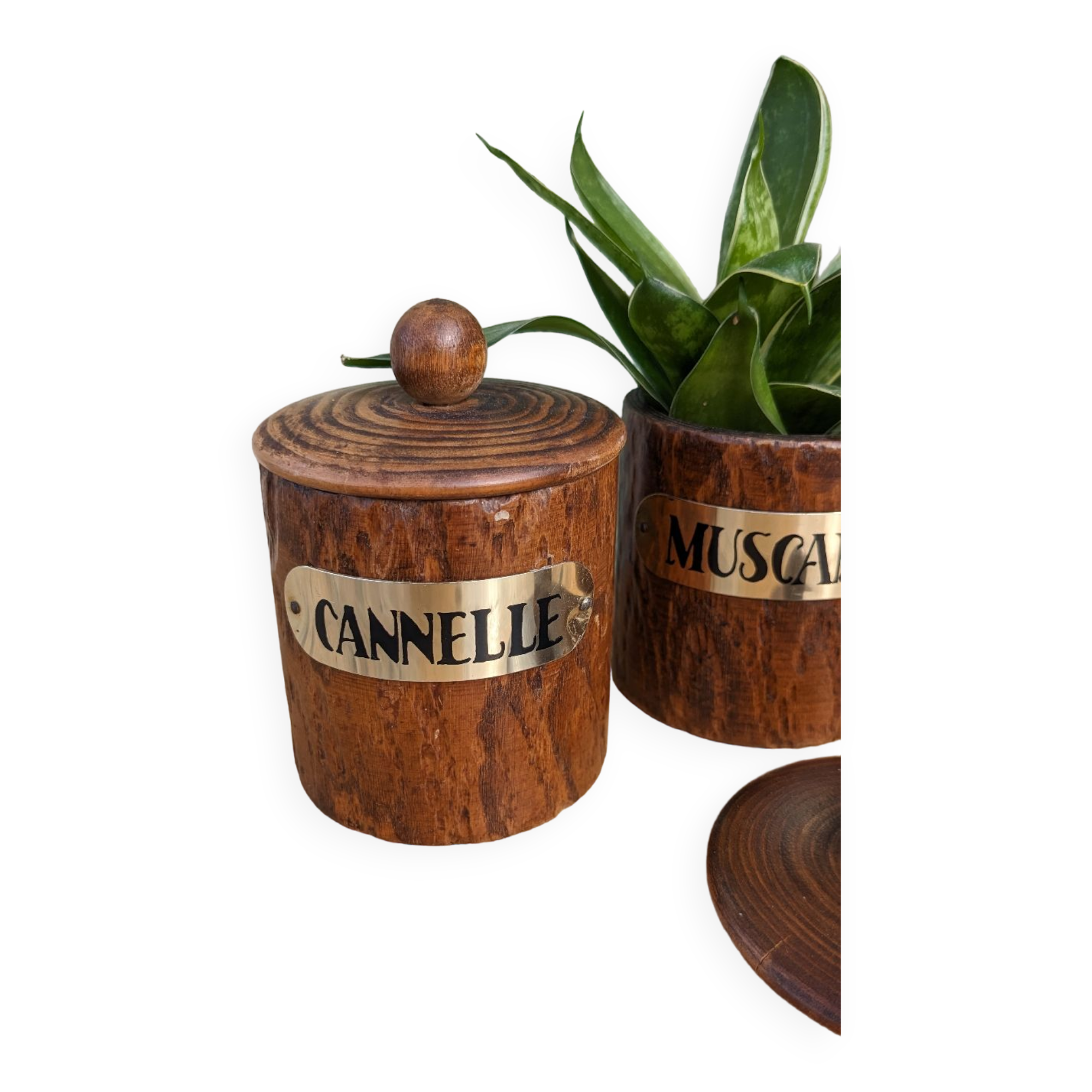 Pots à épices en bois