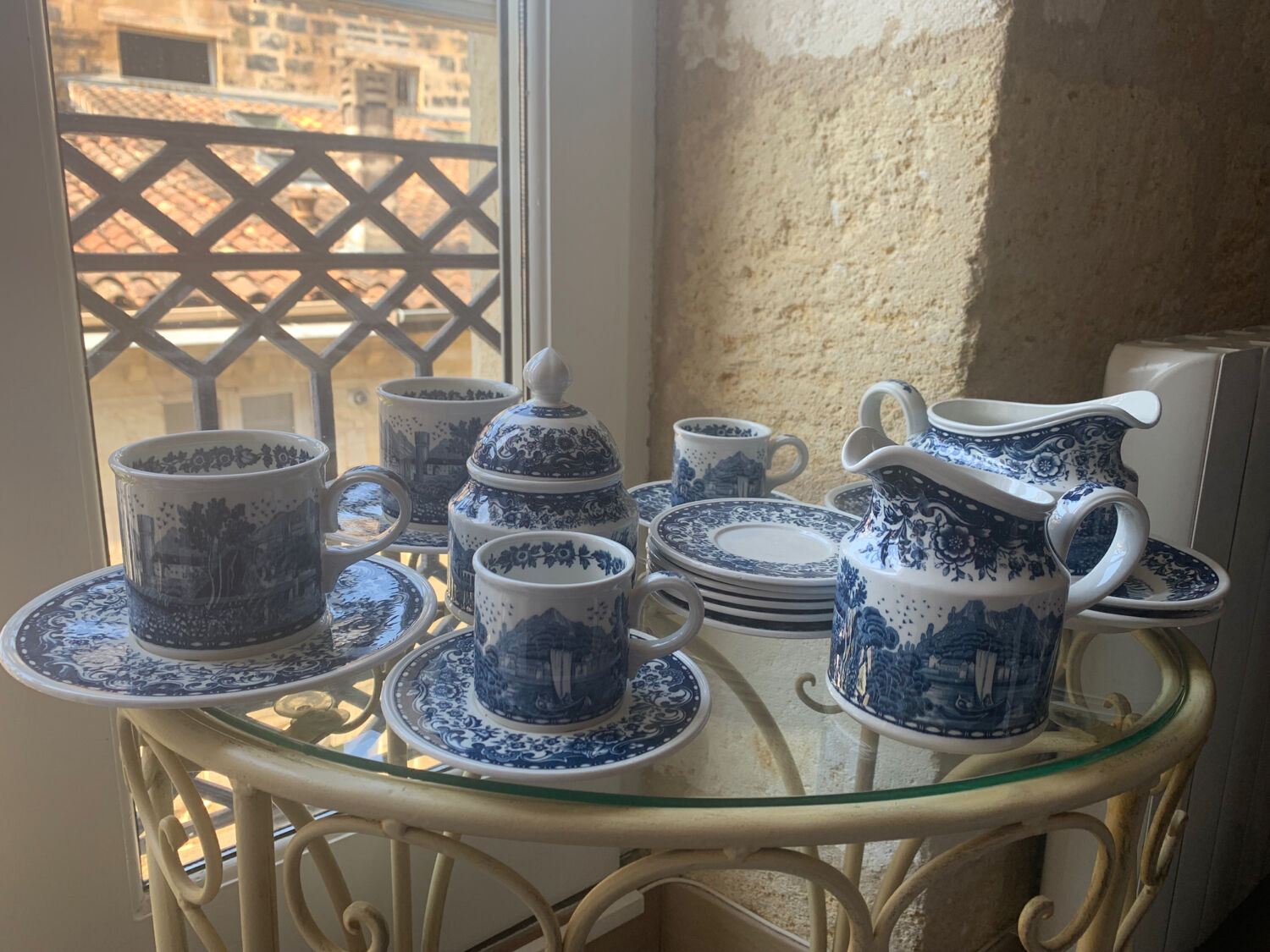 Villeroy & Boch "blue castle" breakfast service