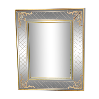 Ancien miroir parecloses, décor gravé